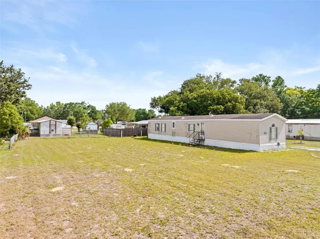 16127 Narrow Street Brooksville FL 34604