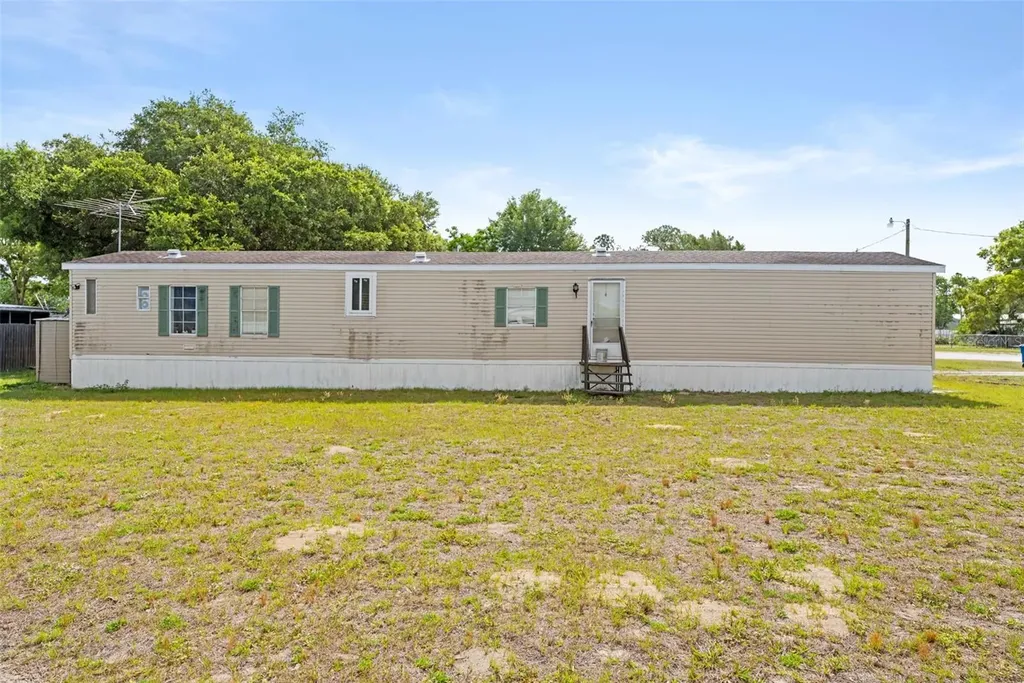 16127 Narrow Street Brooksville FL 34604