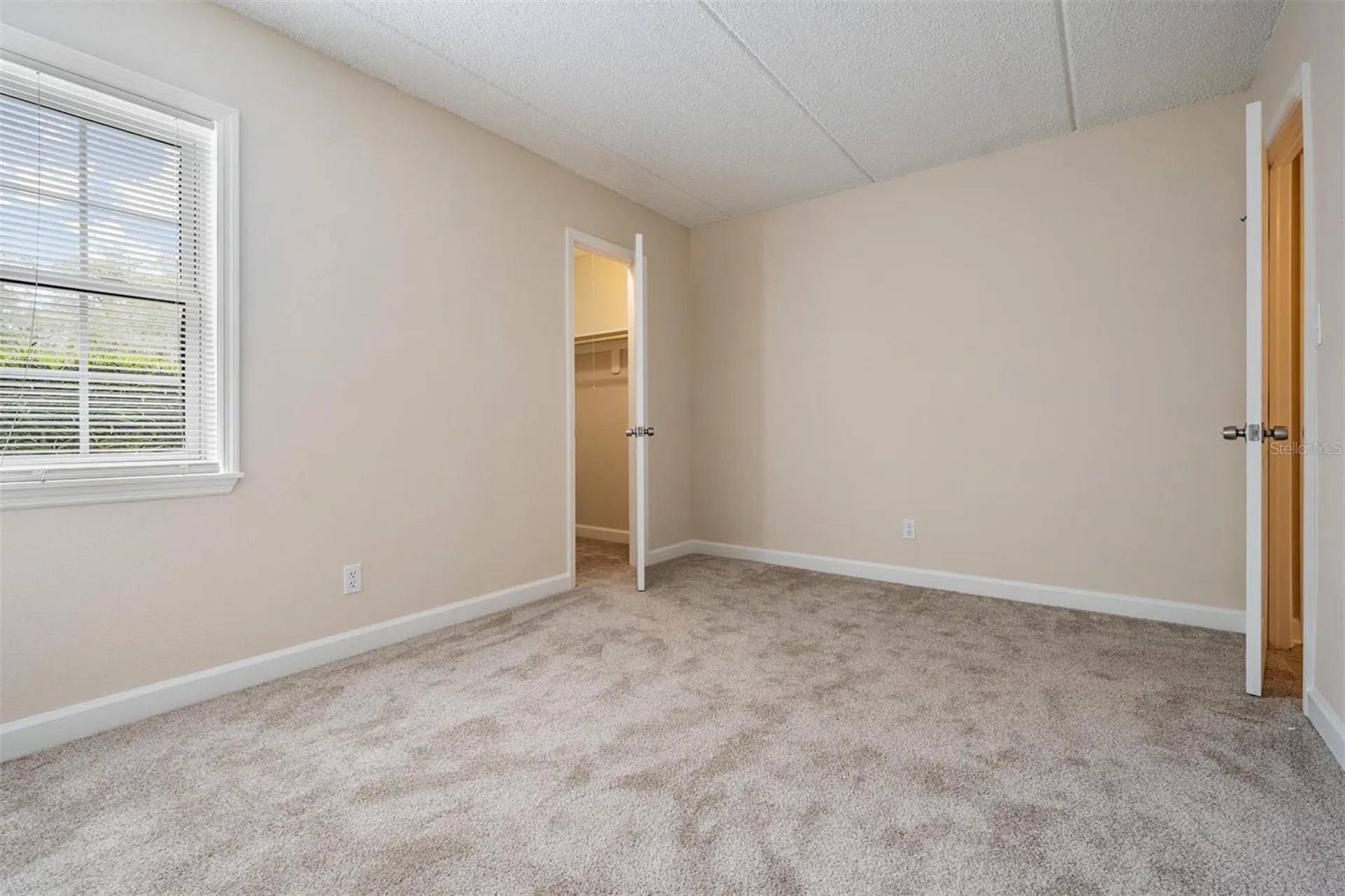 8565 12th Way N St Petersburg FL 33702