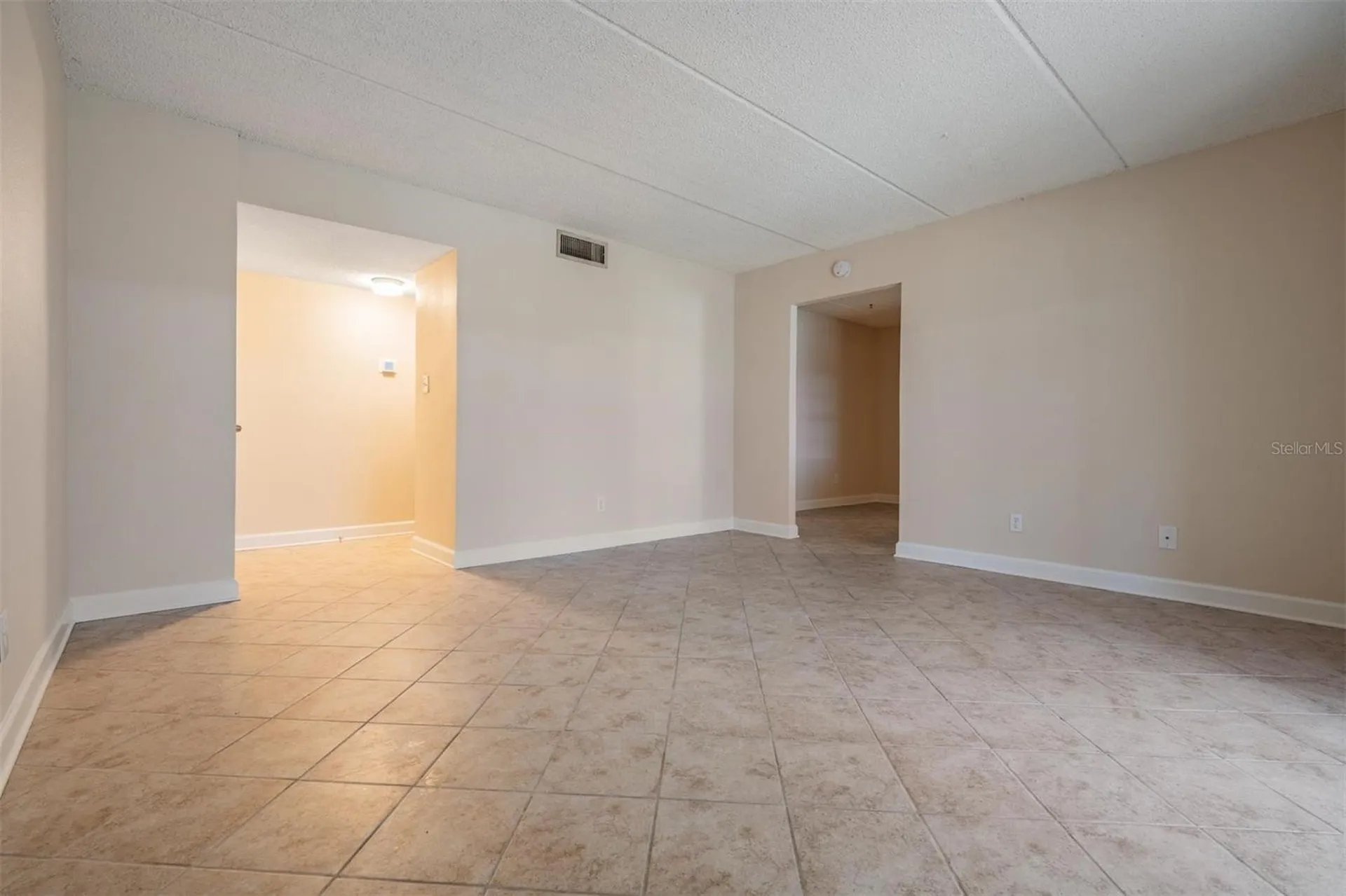 8565 12th Way N St Petersburg FL 33702