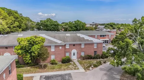 8565 12th Way N St Petersburg FL 33702