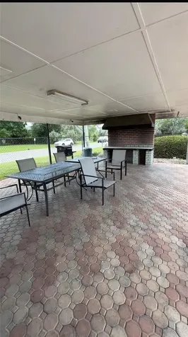 8565 12th Way N St Petersburg FL 33702
