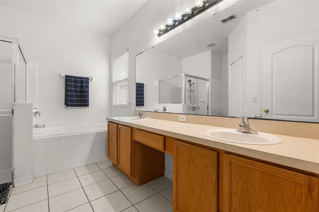 9406 Candice Court Orlando FL 32832