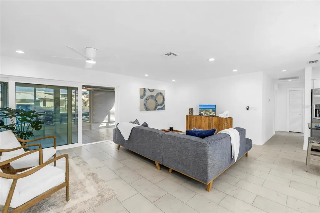 111 Whispering Sands Circle Sarasota FL 34242