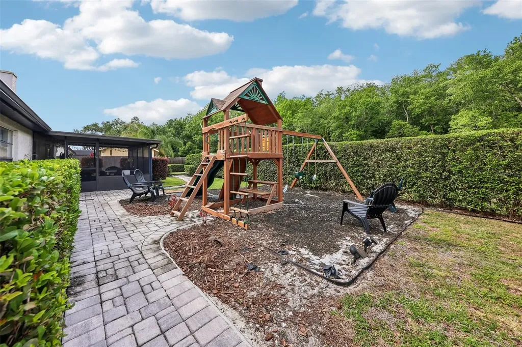 4866 Red Bay Drive Orlando FL 32829