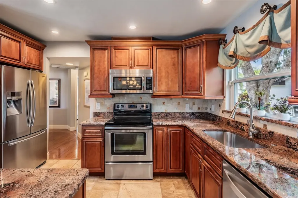1620 Polo Club Drive Tarpon Springs FL 34689