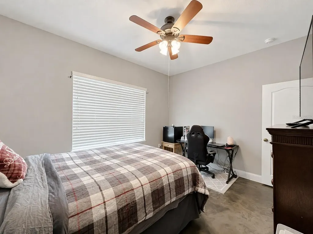1012 SW 242nd Terrace Newberry FL 32669