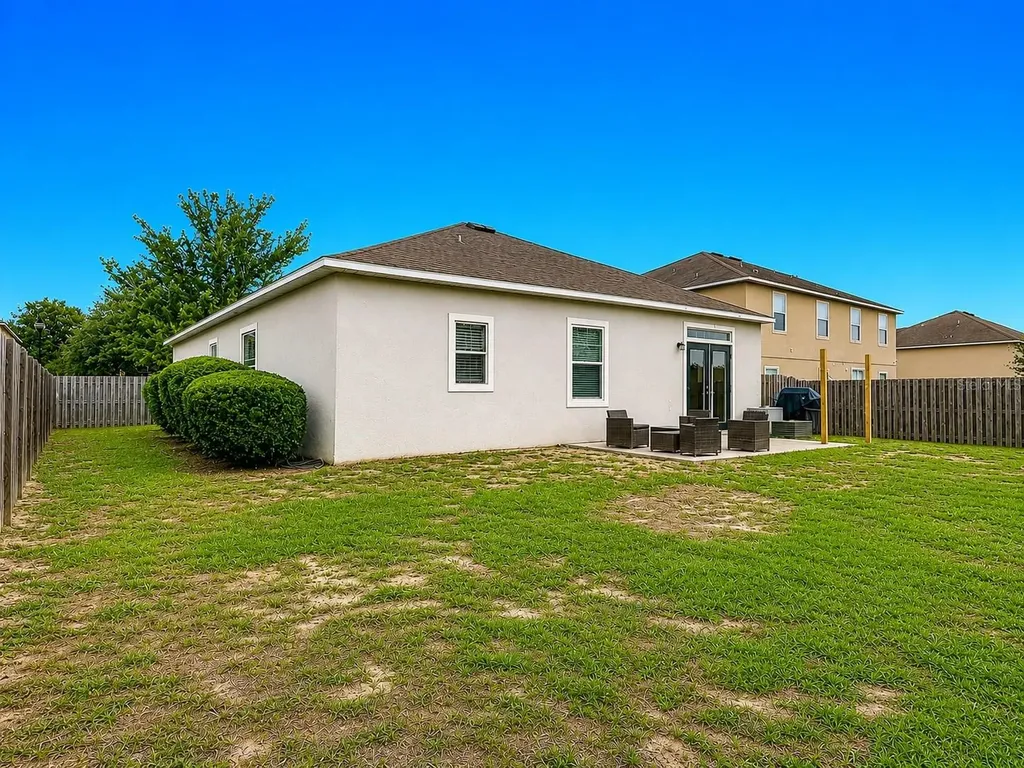 1012 SW 242nd Terrace Newberry FL 32669