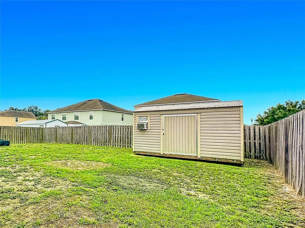 1012 SW 242nd Terrace Newberry FL 32669
