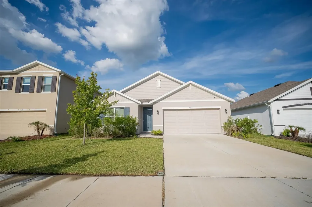 8318 Claw Glades Loop Wesley Chapel FL 33545