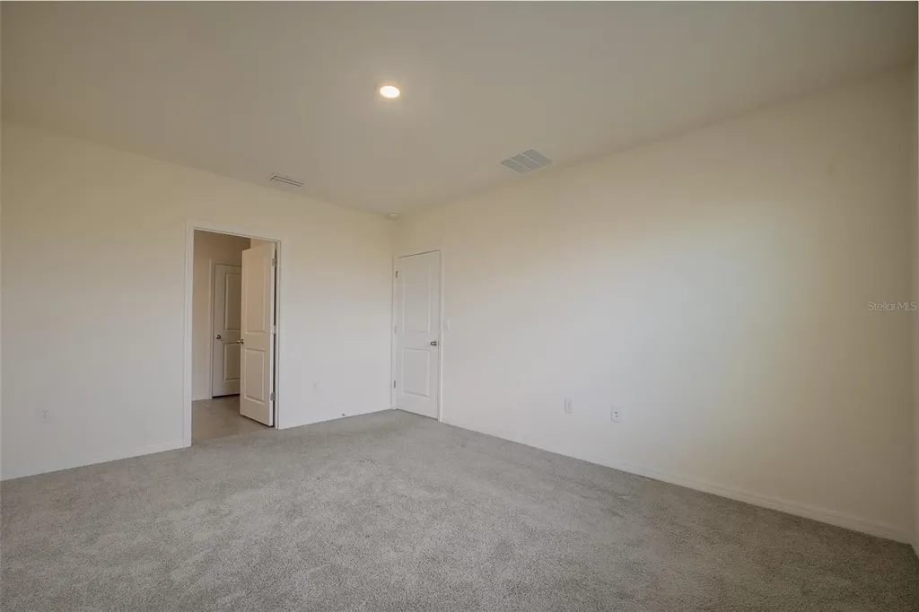 8318 Claw Glades Loop Wesley Chapel FL 33545