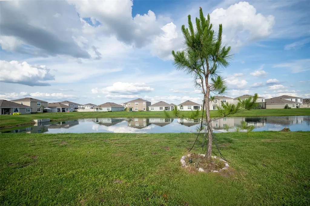 8318 Claw Glades Loop Wesley Chapel FL 33545