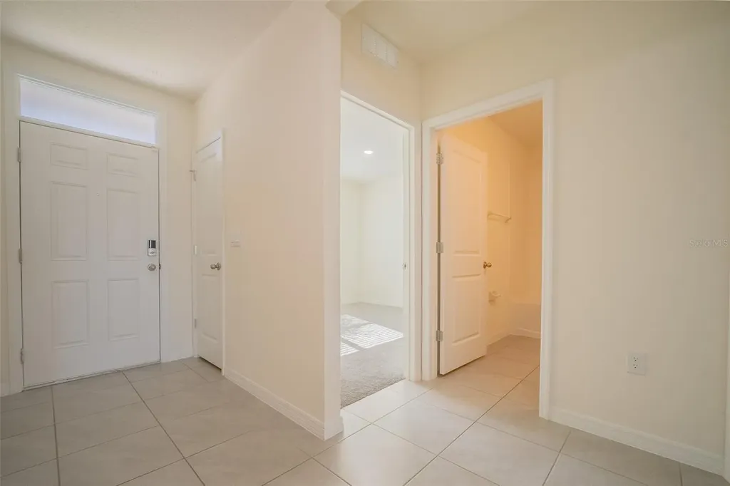 8318 Claw Glades Loop Wesley Chapel FL 33545