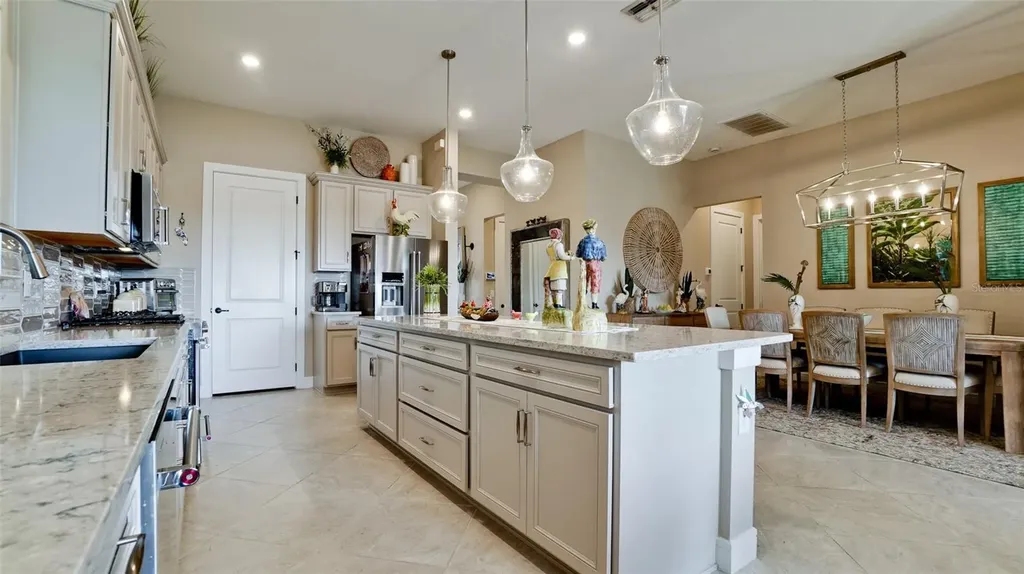 8609 Seascape Cove Parrish FL 34219