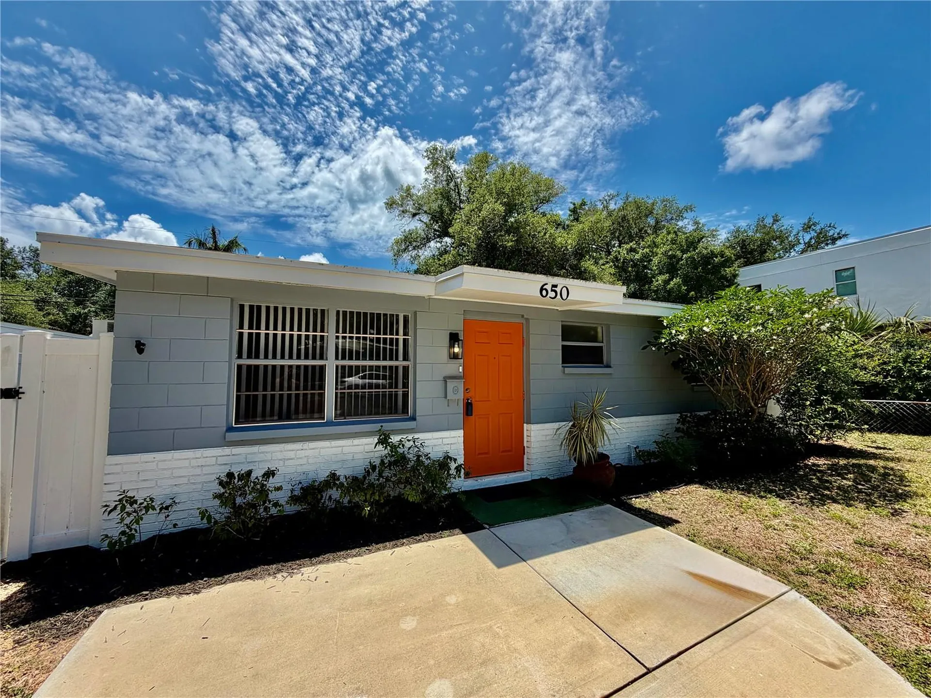 650 Newton Avenue S St Petersburg FL 33701