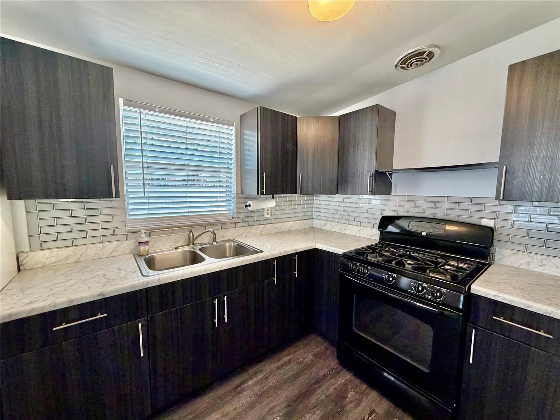 650 Newton Avenue S St Petersburg FL 33701