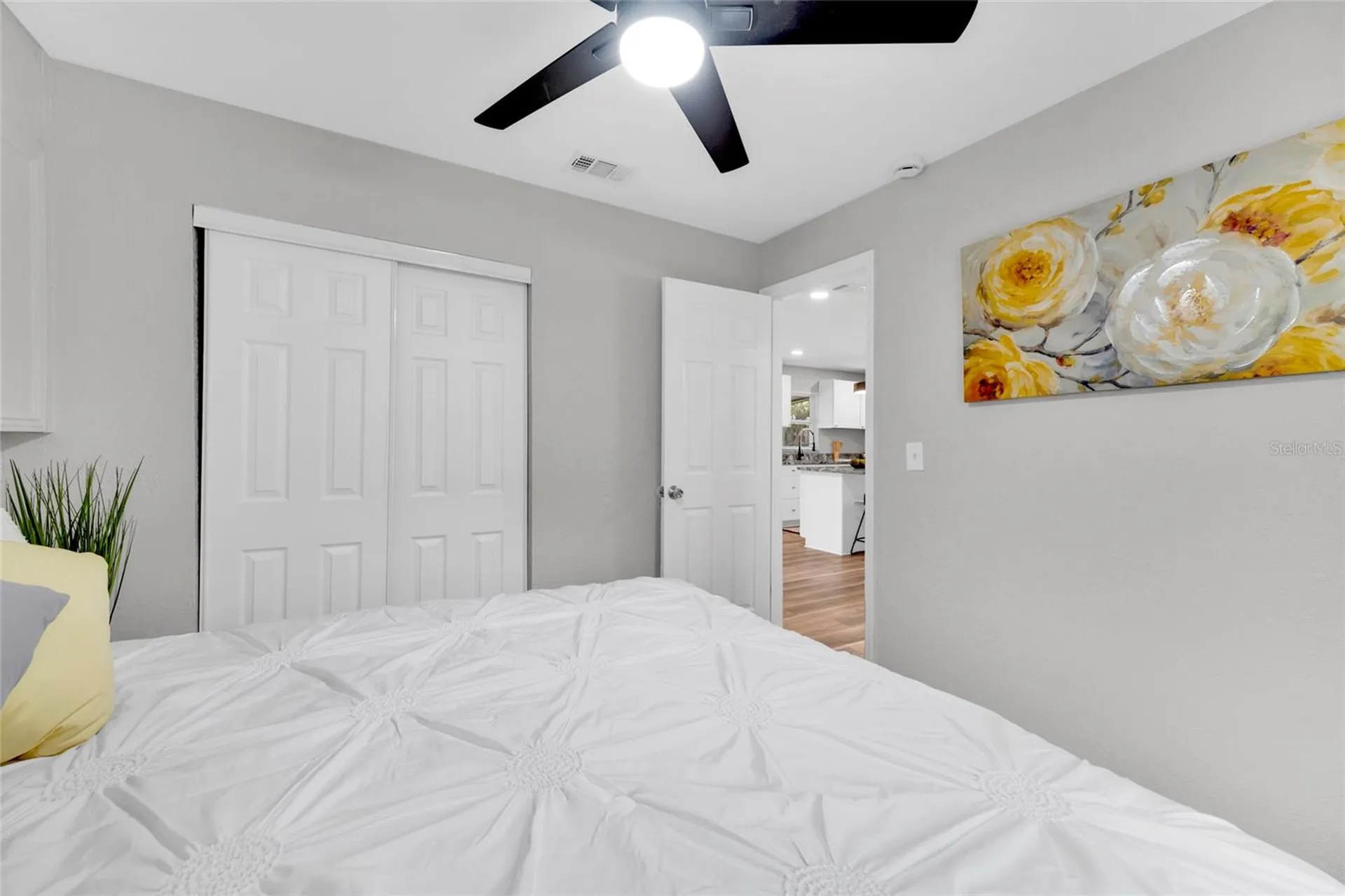 429 E Oakwood Street Tarpon Springs FL 34689