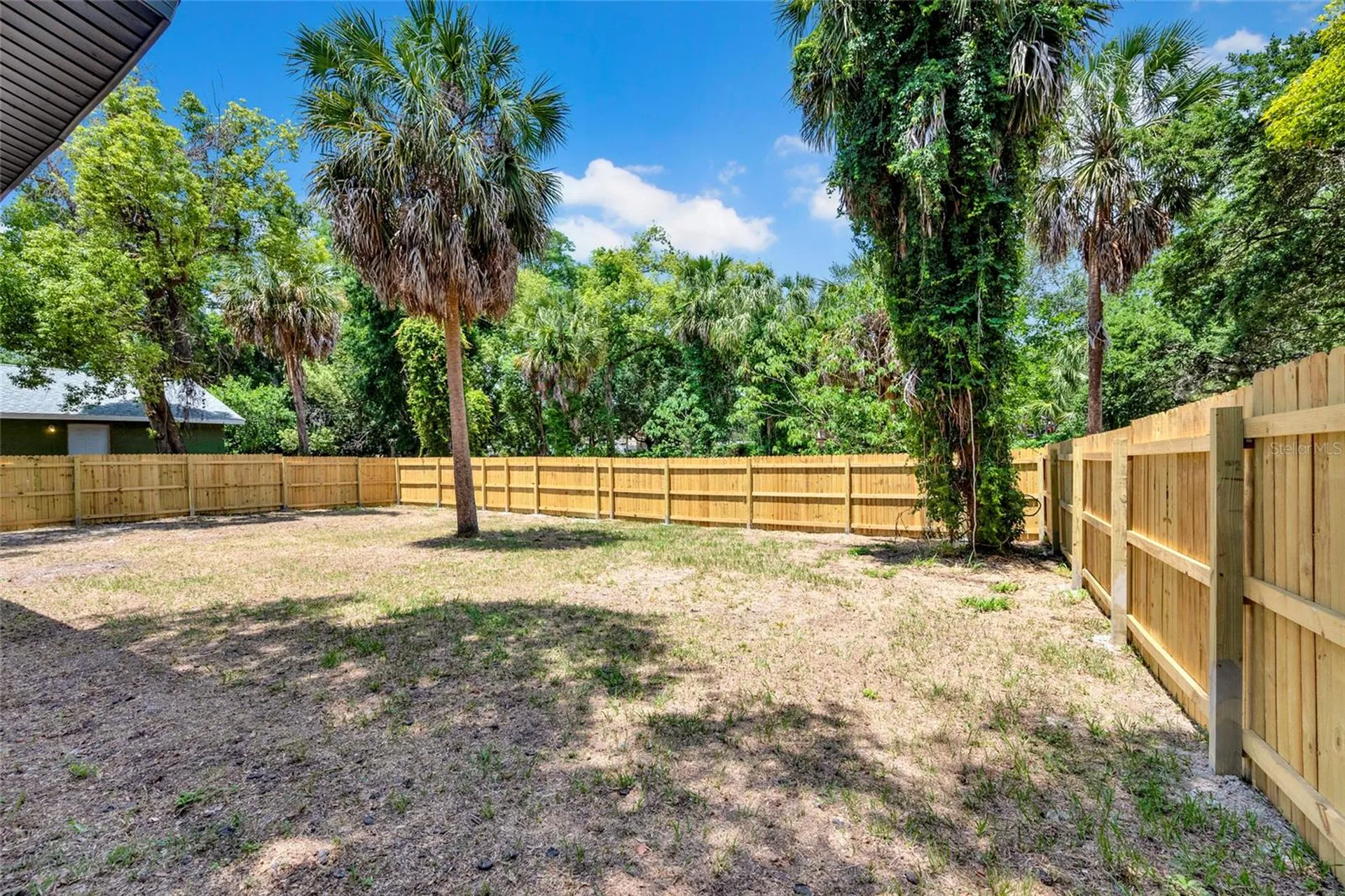 429 E Oakwood Street Tarpon Springs FL 34689