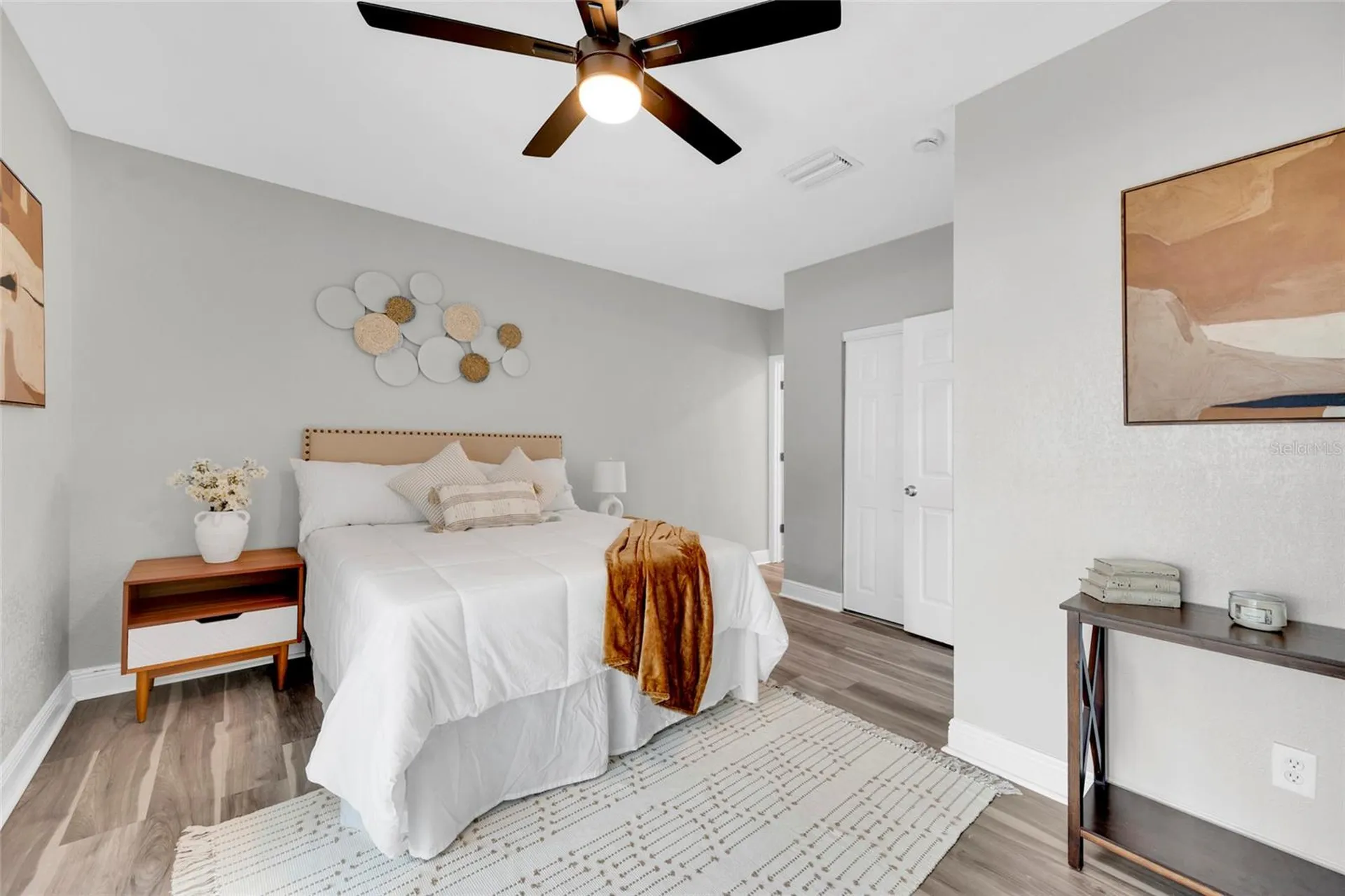 429 E Oakwood Street Tarpon Springs FL 34689