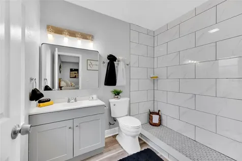 429 E Oakwood Street Tarpon Springs FL 34689