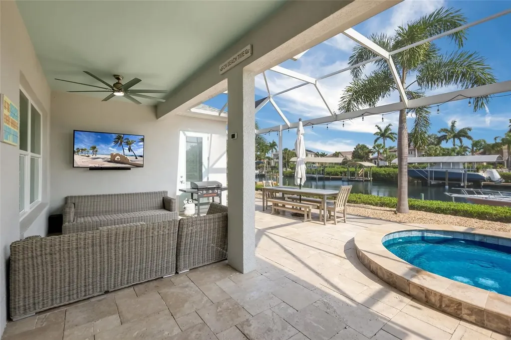 3707 5th Avenue NE Bradenton FL 34208