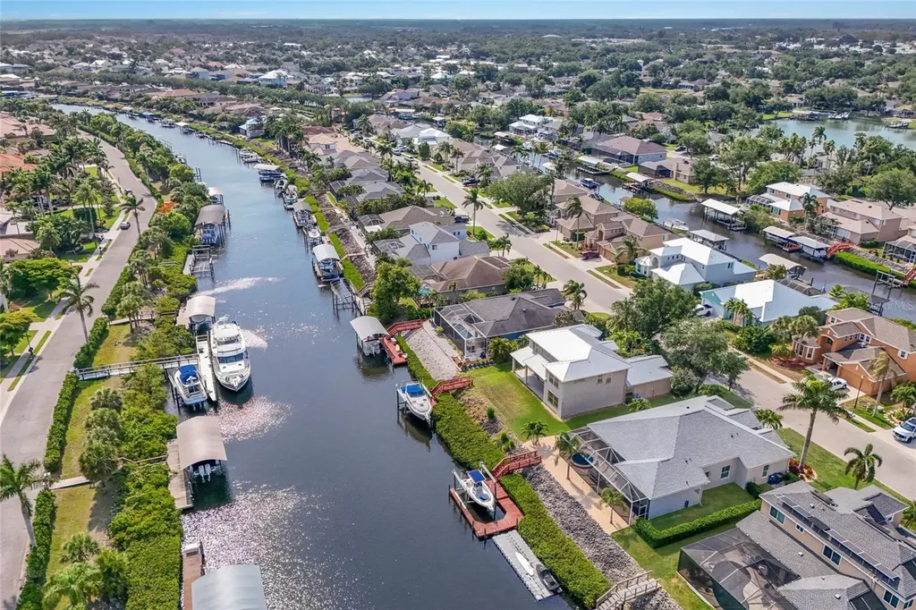 3707 5th Avenue NE Bradenton FL 34208