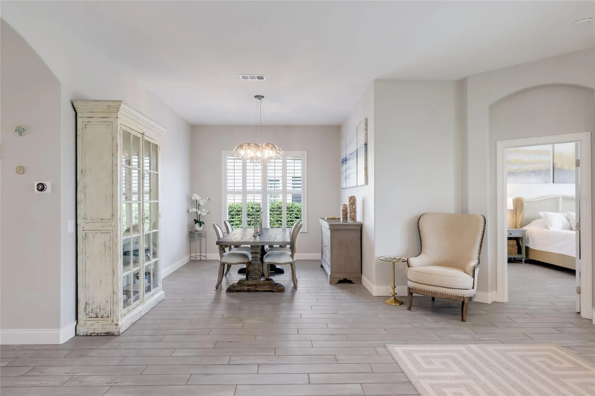 3707 5th Avenue NE Bradenton FL 34208