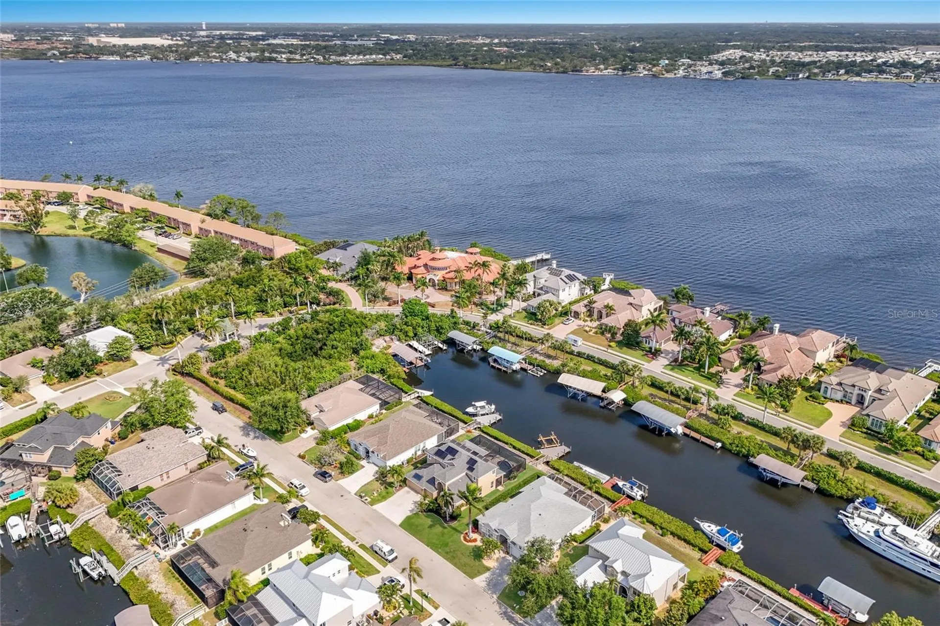 3707 5th Avenue NE Bradenton FL 34208