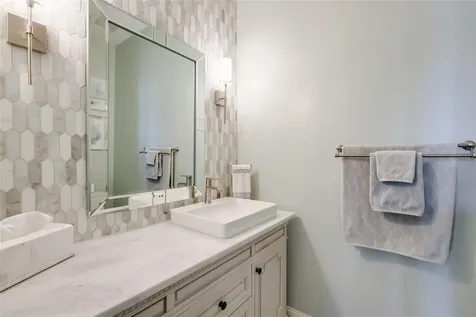 3707 5th Avenue NE Bradenton FL 34208