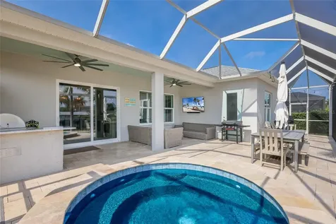 3707 5th Avenue NE Bradenton FL 34208