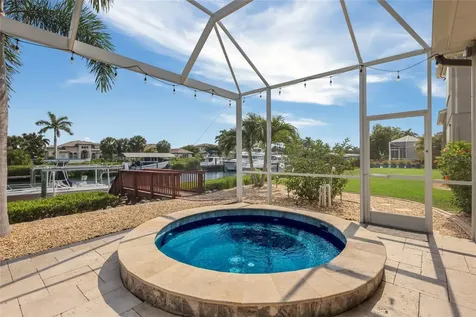 3707 5th Avenue NE Bradenton FL 34208