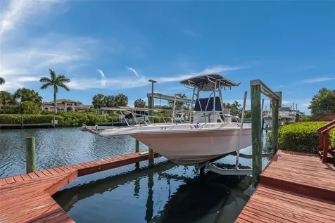 3707 5th Avenue NE Bradenton FL 34208