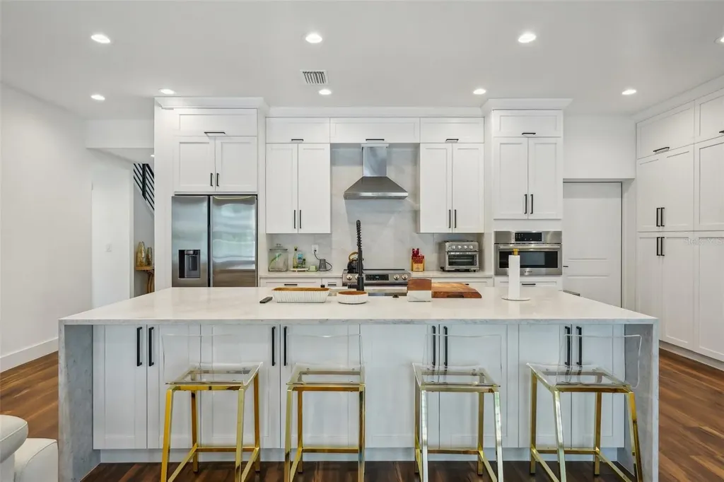 7302 S Elliott Street Tampa FL 33616