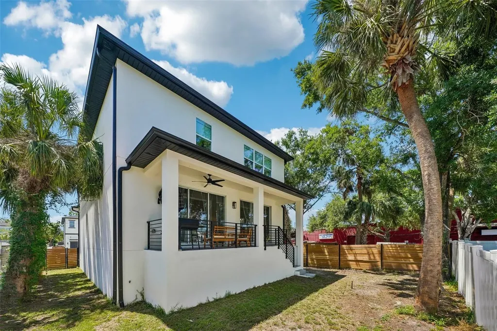 7302 S Elliott Street Tampa FL 33616