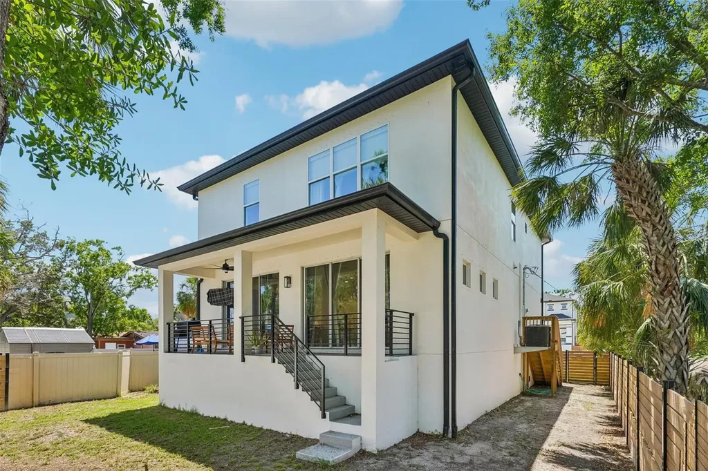 7302 S Elliott Street Tampa FL 33616