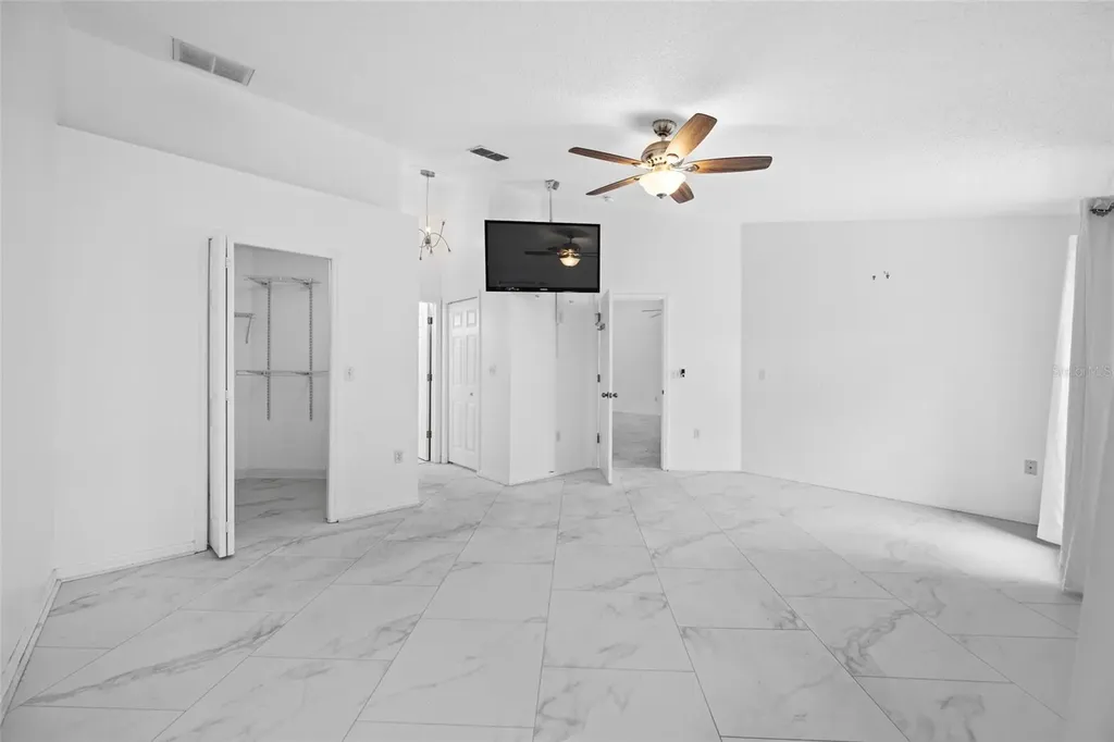 2565 Estancia Boulevard Clearwater FL 33761