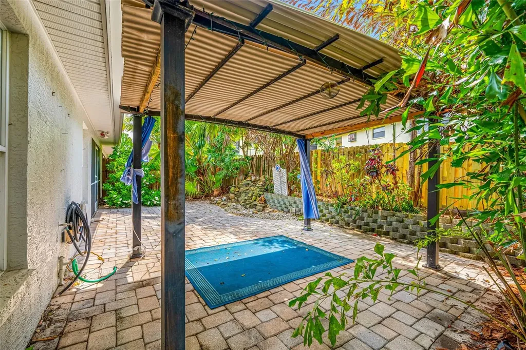 2565 Estancia Boulevard Clearwater FL 33761