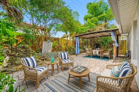 2565 Estancia Boulevard Clearwater FL 33761
