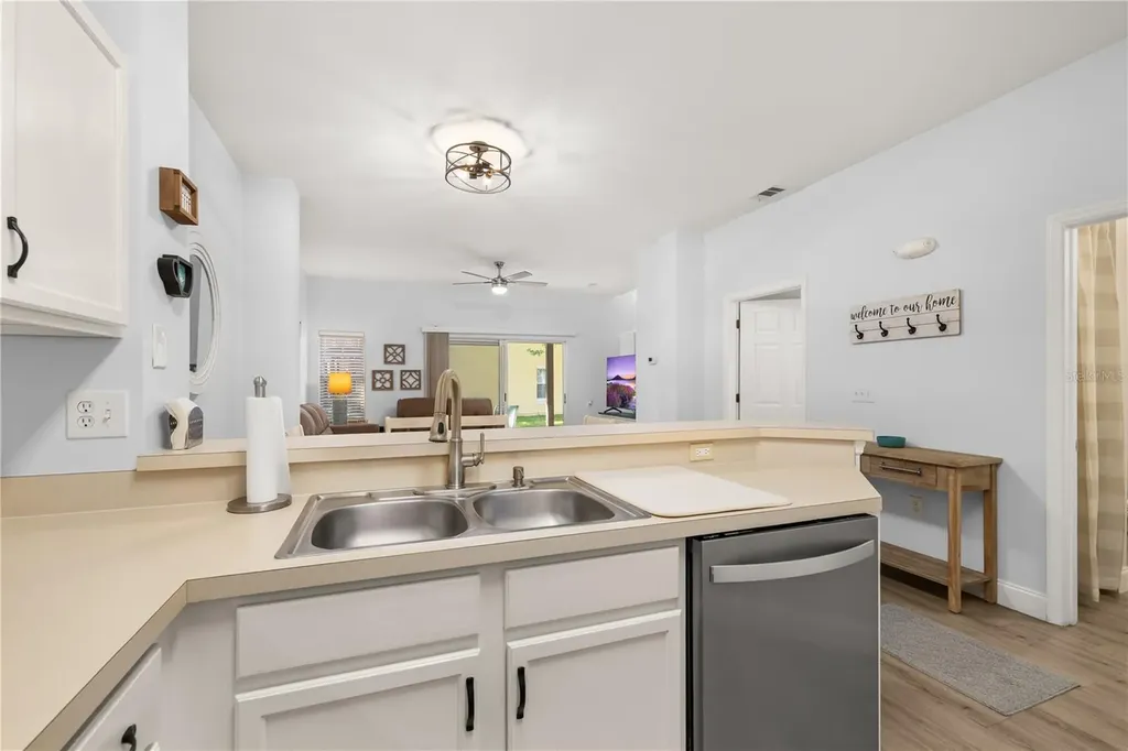 8424 Crystal Cove Loop Kissimmee FL 34747
