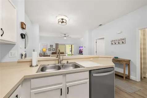 8424 Crystal Cove Loop Kissimmee FL 34747