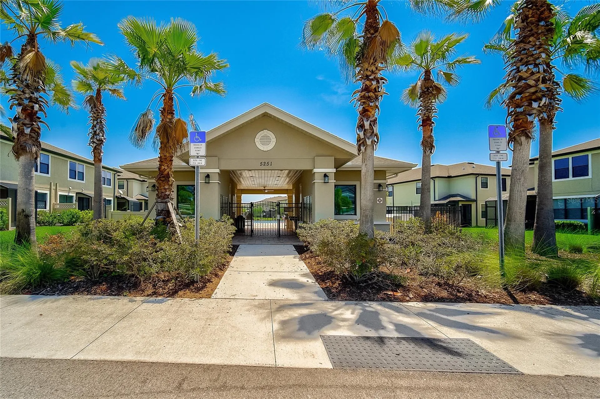 7811 52nd Terrace E Bradenton FL 34203