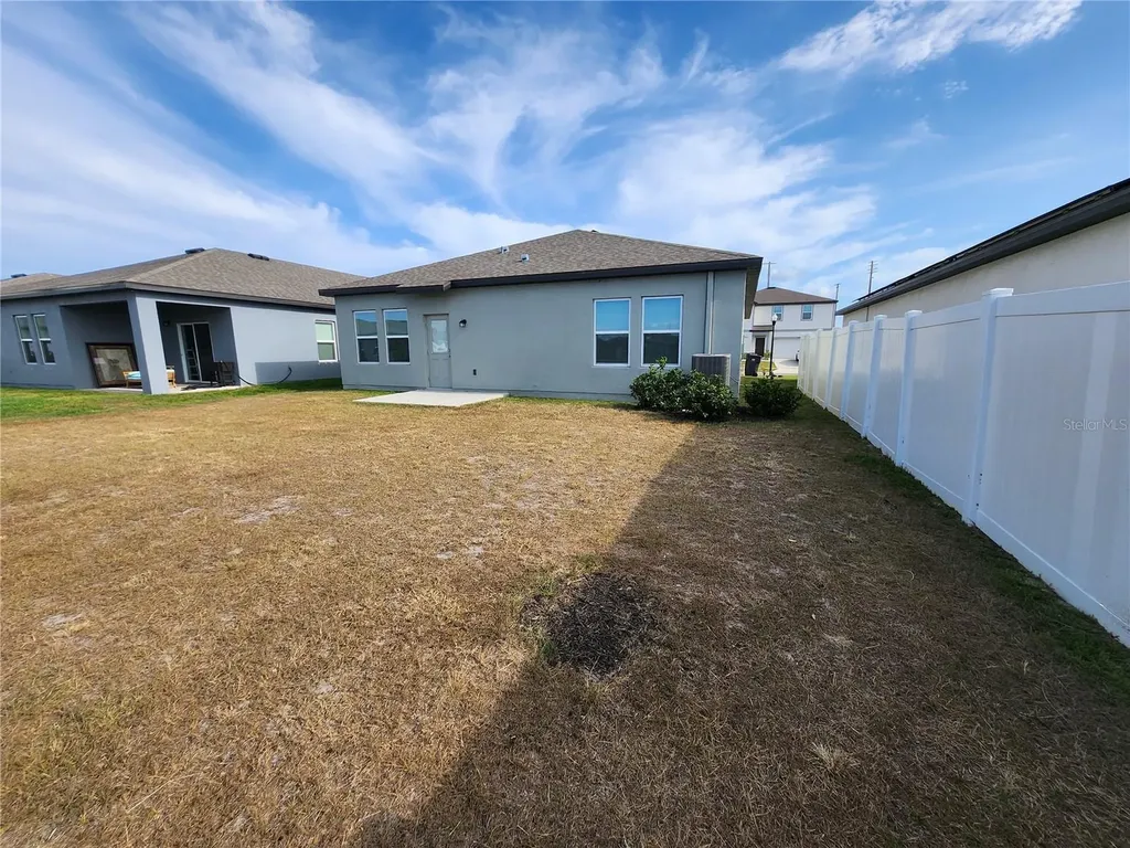 2340 Harris Hawk Avenue Ruskin FL 33570