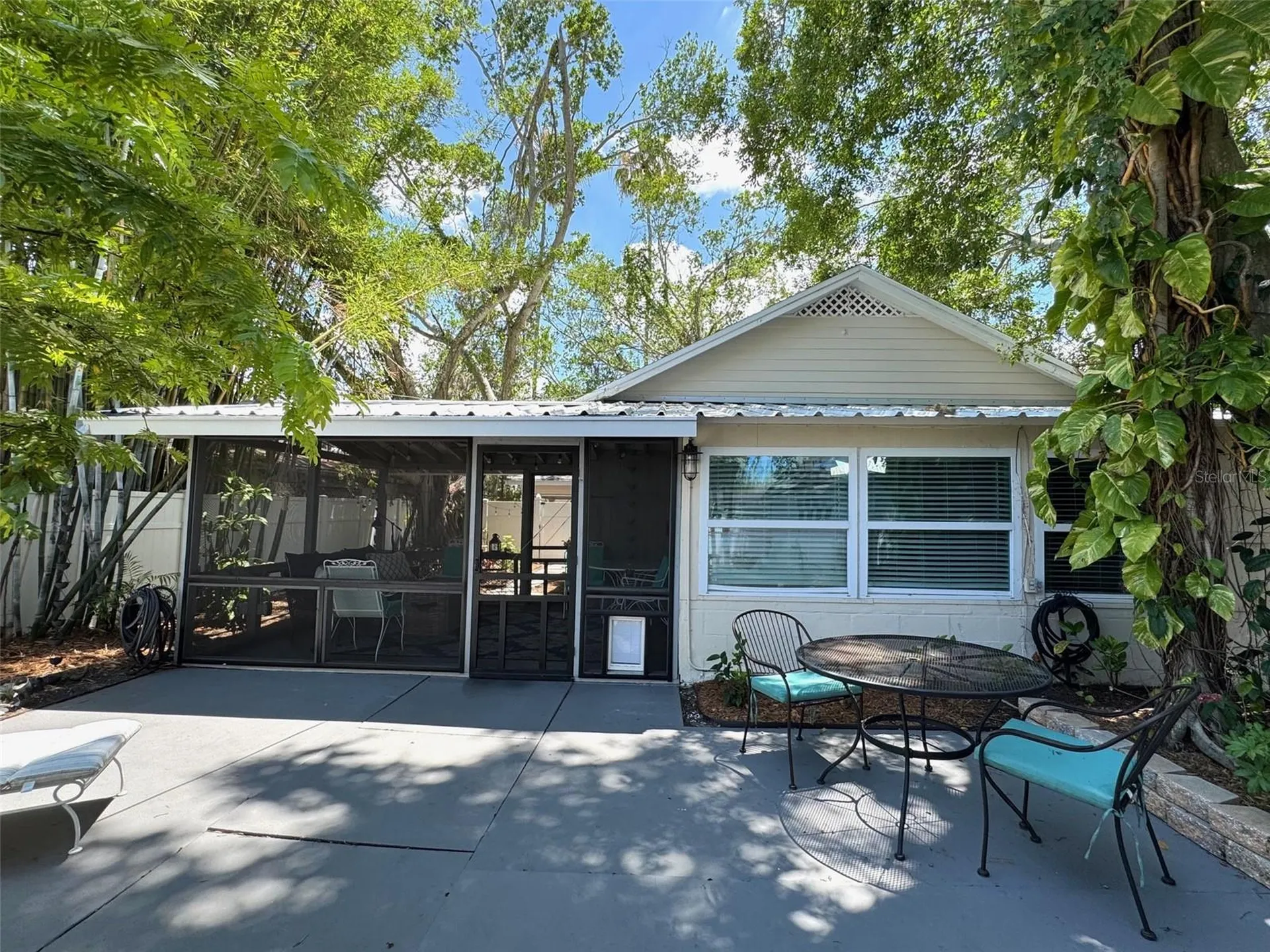 2210 14th Avenue W Bradenton FL 34205