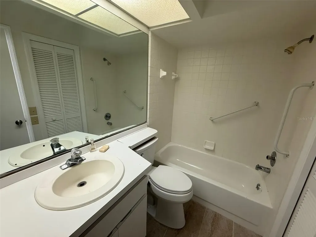4052 NW 23rd Circle Gainesville FL 32605