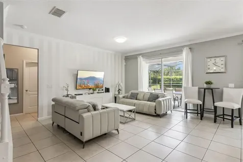 4348 Acorn Court Davenport FL 33837