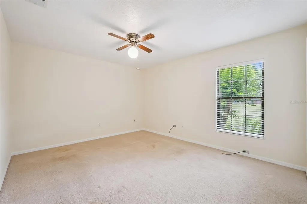 1081 Salsona Avenue Kissimmee FL 34744