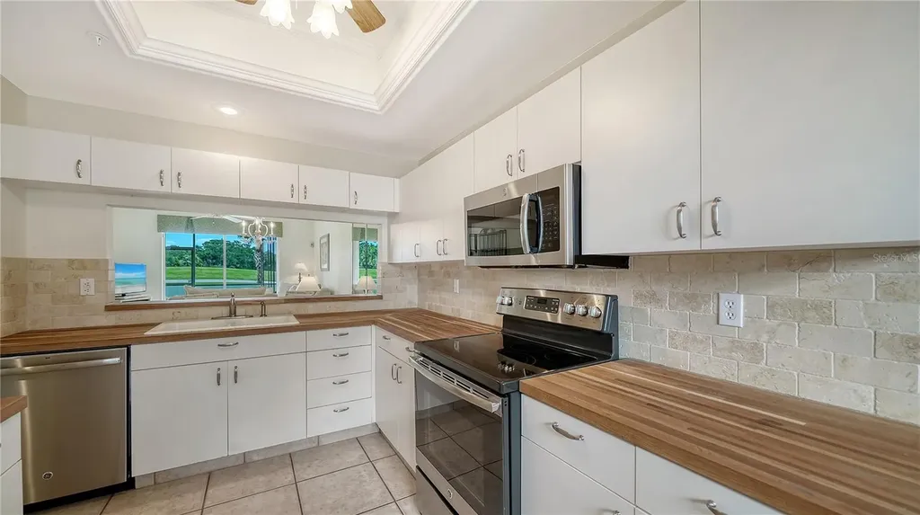 8755 Olde Hickory Avenue Sarasota FL 34238