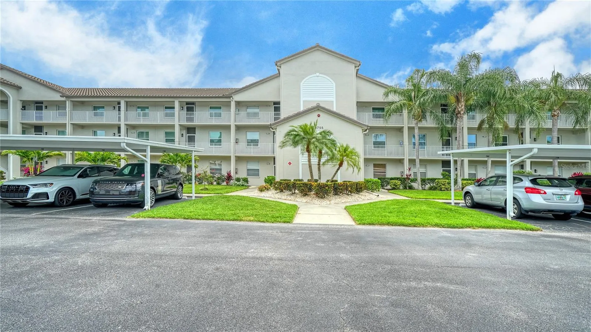 8755 Olde Hickory Avenue Sarasota FL 34238
