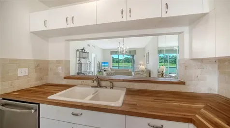 8755 Olde Hickory Avenue Sarasota FL 34238