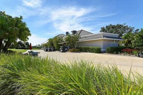 8755 Olde Hickory Avenue Sarasota FL 34238